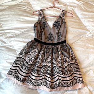 Bebe lace cocktail dress